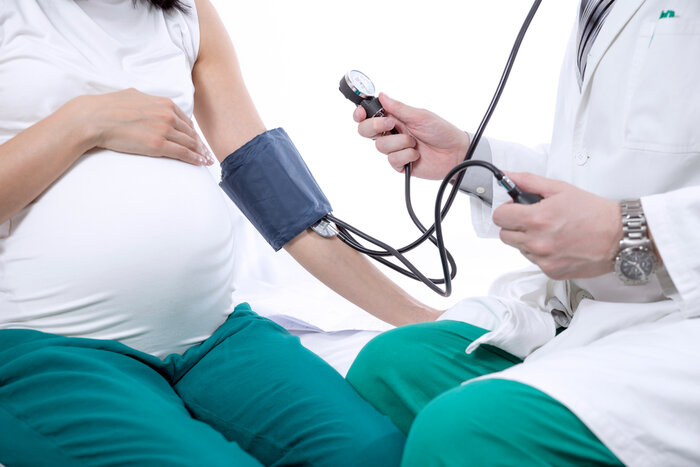 Što je preeklampsija i zašto je opasna u trudnoći