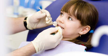 Kad je vrijeme za prvi posjet stomatologu?