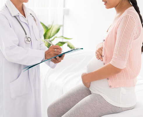 Prijevremeno prsnuće vodenjaka – kako prepoznati i što učiniti?