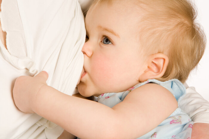 Kako da dijete pravilno hvata dojku